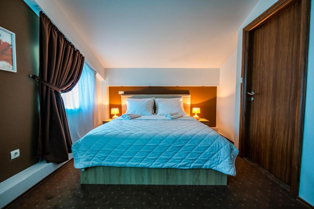 Hotel Oasis Gnojnice ภายนอก รูปภาพ