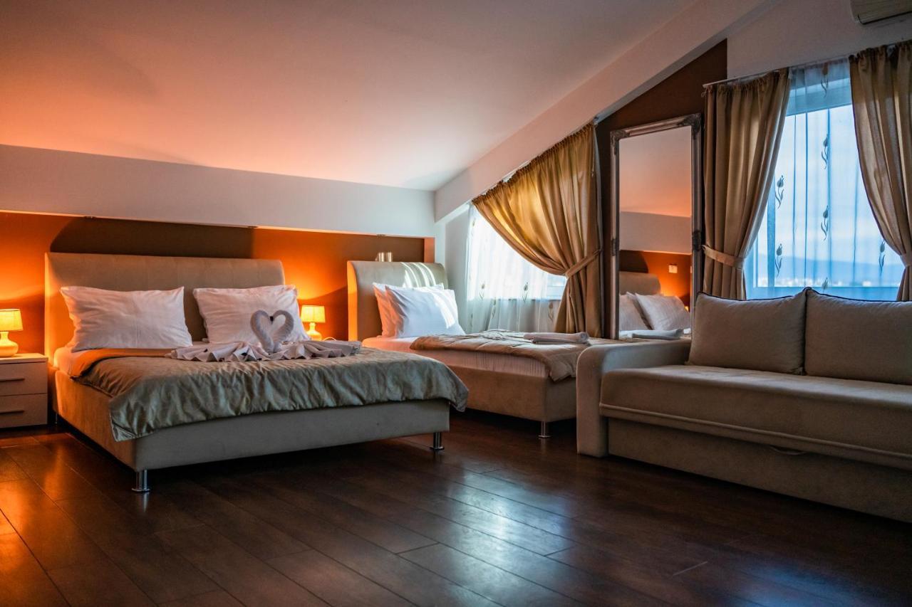 Hotel Oasis Gnojnice ภายนอก รูปภาพ