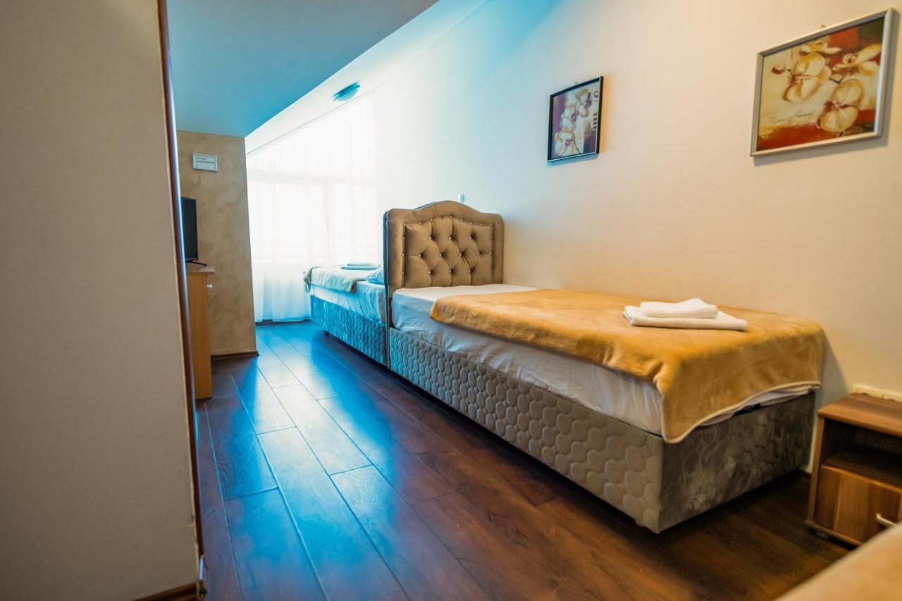 Hotel Oasis Gnojnice ภายนอก รูปภาพ