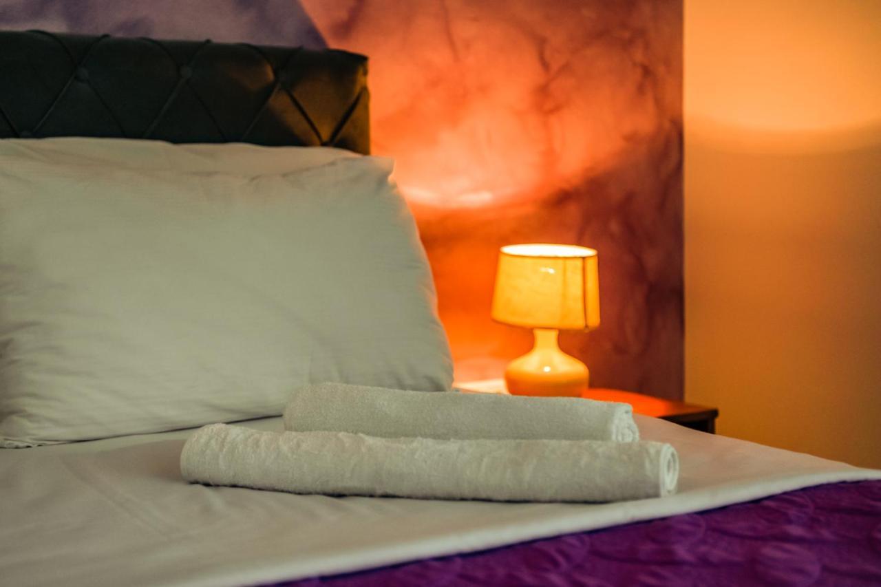 Hotel Oasis Gnojnice ภายนอก รูปภาพ
