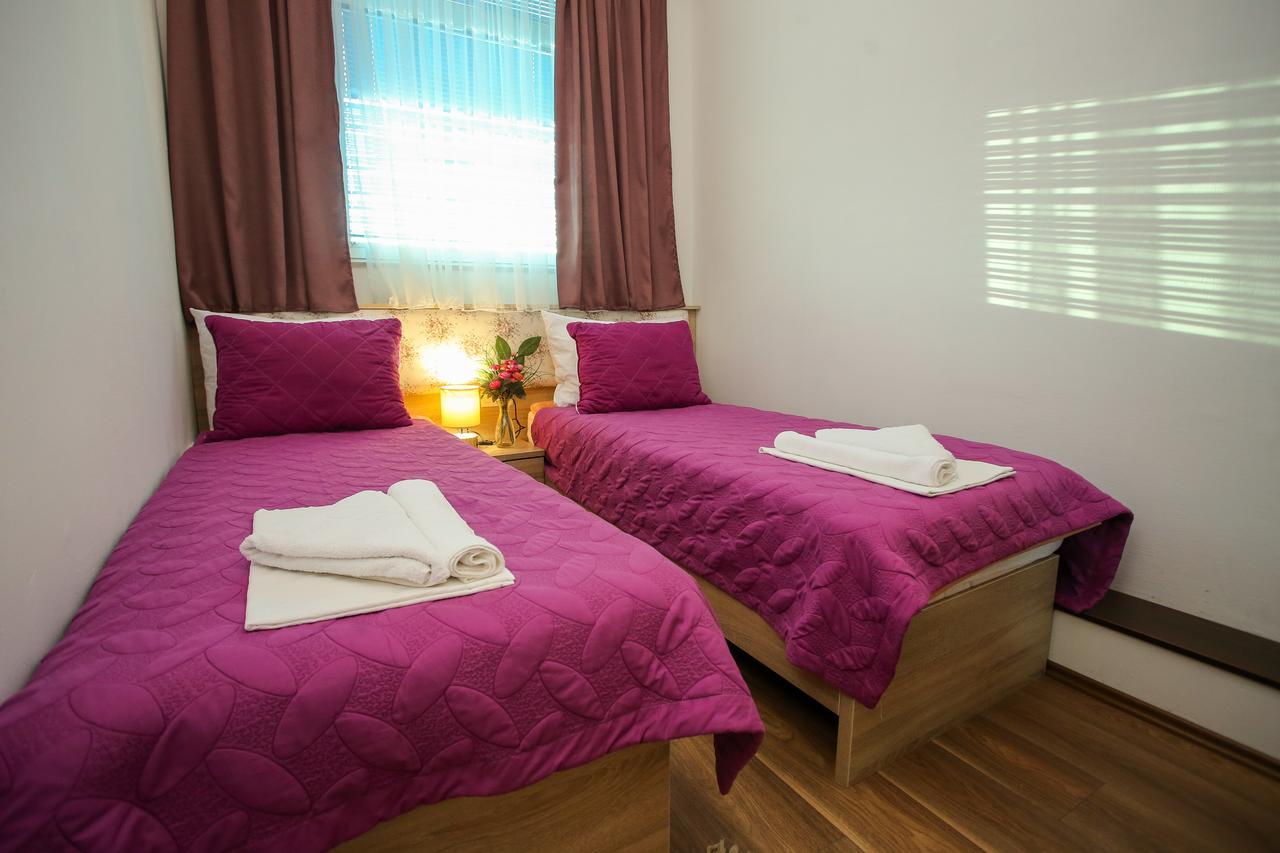 Hotel Oasis Gnojnice ภายนอก รูปภาพ